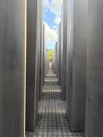 Memorial for Murdered Jews - Peter Eisenmann